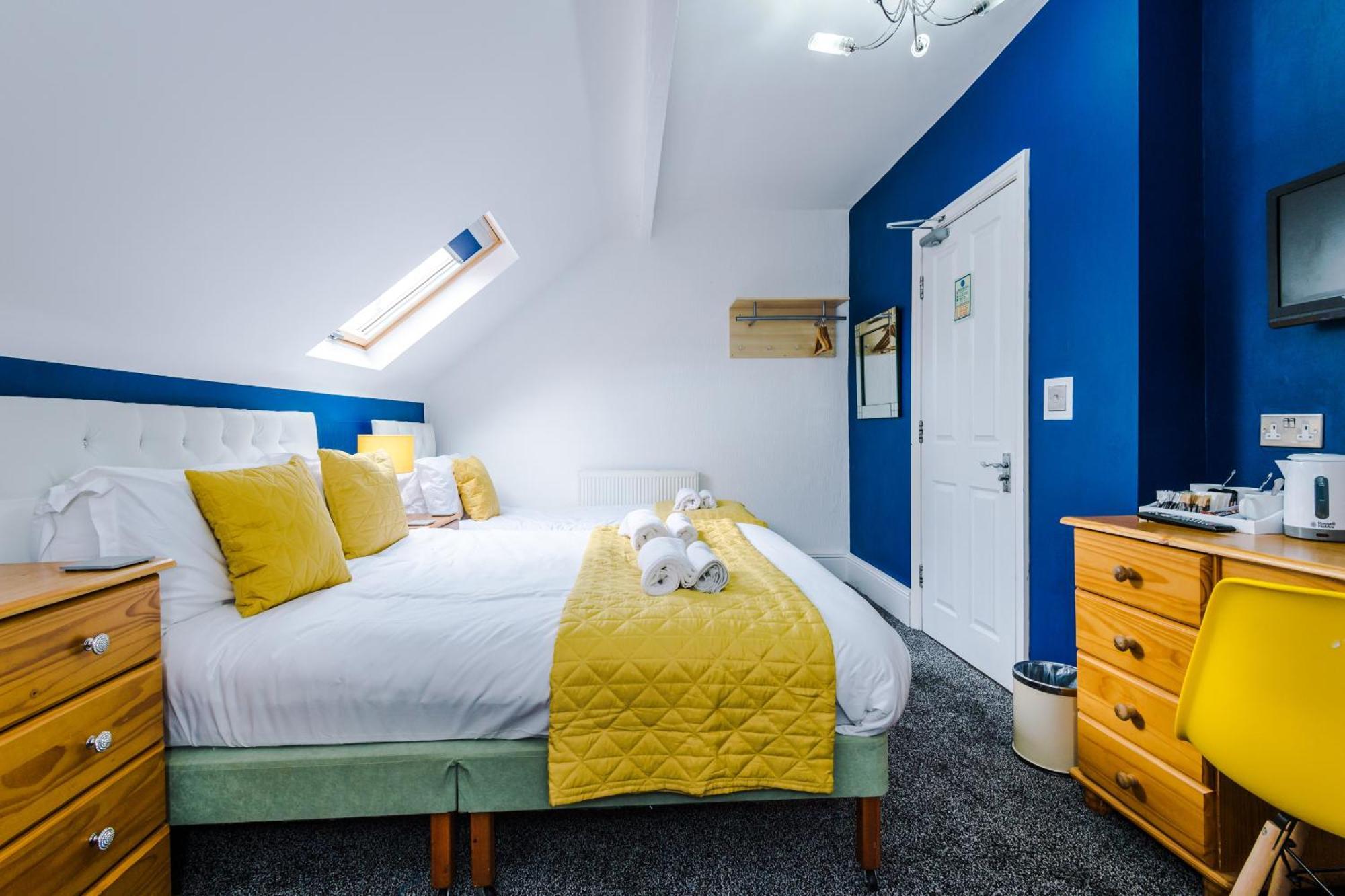 Pebbles Guest House Blackpool Oda fotoğraf